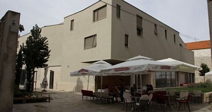 prvi sexualni odnos kod žena video